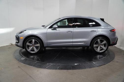 2024 Porsche Macan 