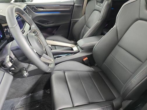 Slate Grey Neo 2025 Porsche Macan Macan Electric Turbo
