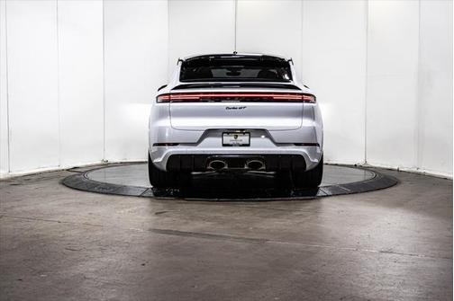 2024 Porsche Cayenne Turbo GT