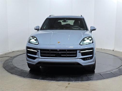 2024 Porsche Cayenne S