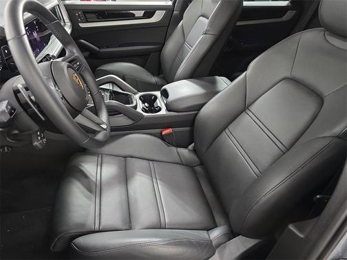 2024 Porsche Cayenne S