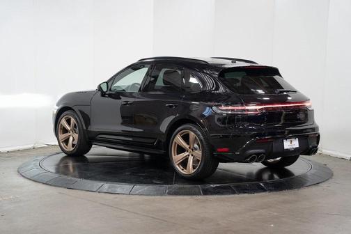2024 Porsche Macan S