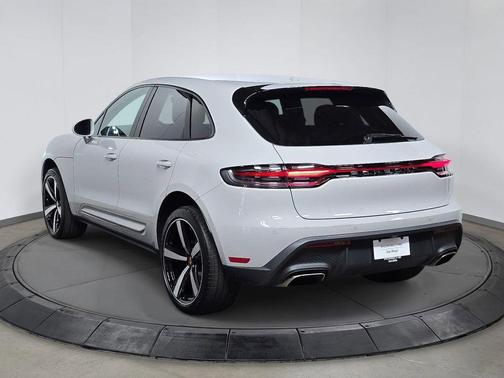 Chalk 2026 Porsche Macan Macan