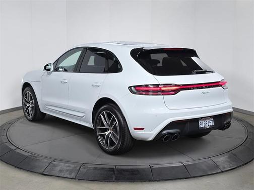 2025 Porsche Macan 