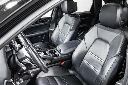 2022 Porsche Cayenne