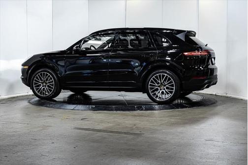 2022 Porsche Cayenne