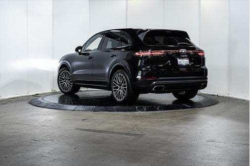 2022 Porsche Cayenne