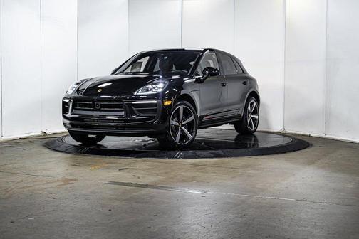 Jet Black Metallic 2025 Porsche Macan Macan