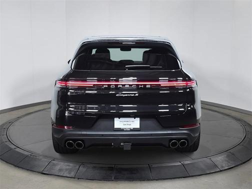 2025 Porsche Cayenne Cayenne S E-Hybrid