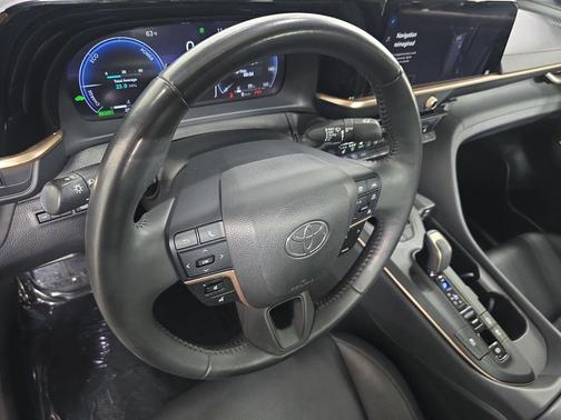 Magnetic Gray Metallic 2023 Toyota Crown Limited