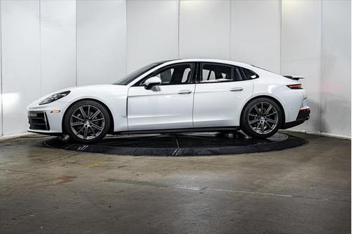 2024 Porsche Panamera