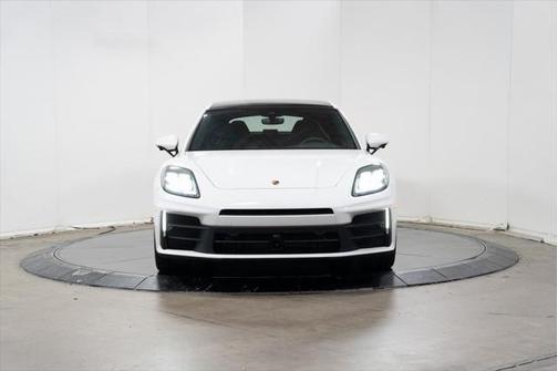 2024 Porsche Panamera