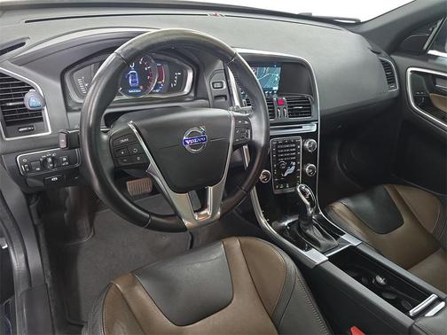 2016 Volvo XC60 T5 Drive-E Premier