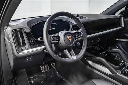 2024 Porsche Cayenne Turbo