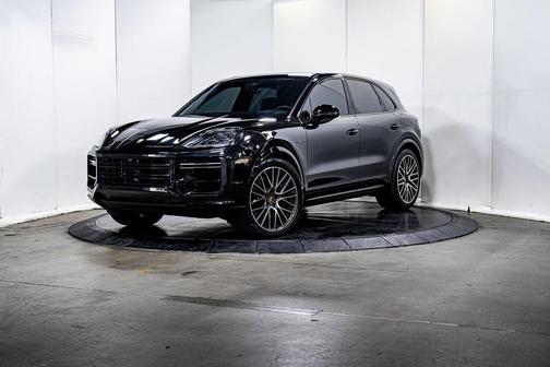 2024 Porsche Cayenne Turbo
