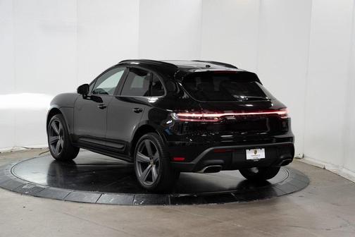 2024 Porsche Macan