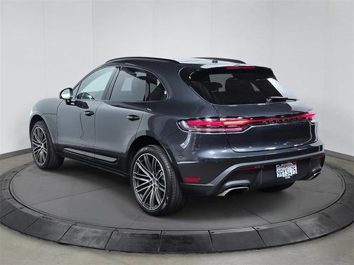 2025 Porsche Macan 