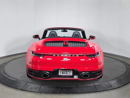 2020 Porsche 911 Carrera 4S Cabriolet