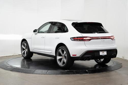 2024 Porsche Macan 