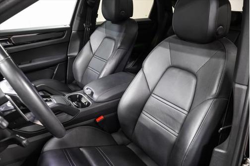 2022 Porsche Cayenne