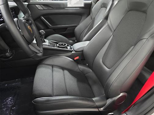 2024 Porsche 911 Carrera T