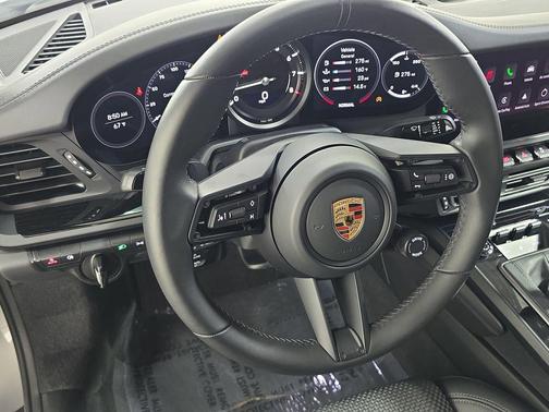 2024 Porsche 911 Carrera T