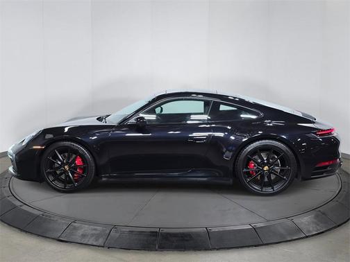 2020 Porsche 911 Carrera 4S