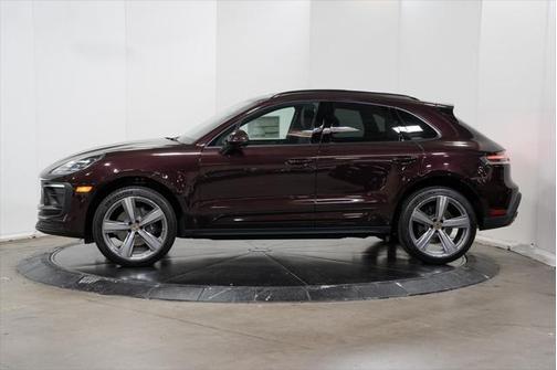 2024 Porsche Macan Base