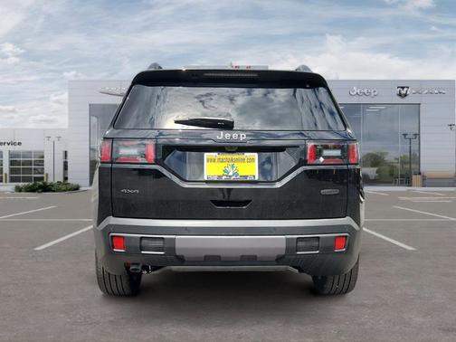 Diamond Black 2026 Jeep Cherokee Overland