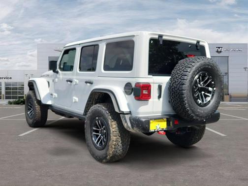 Bright White Clearcoat 2026 Jeep Wrangler Rubicon
