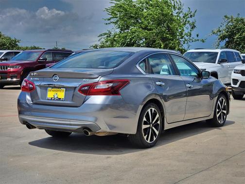 2018 Nissan Altima 2.5 SR