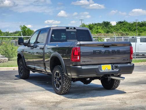 2025 RAM 2500 Rebel/Power Wagon