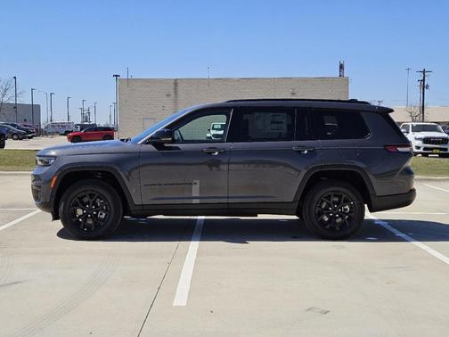 2025 Jeep Grand Cherokee L Laredo