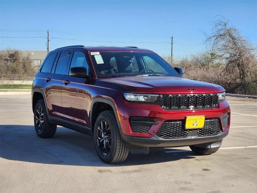 2025 Jeep Grand Cherokee Laredo