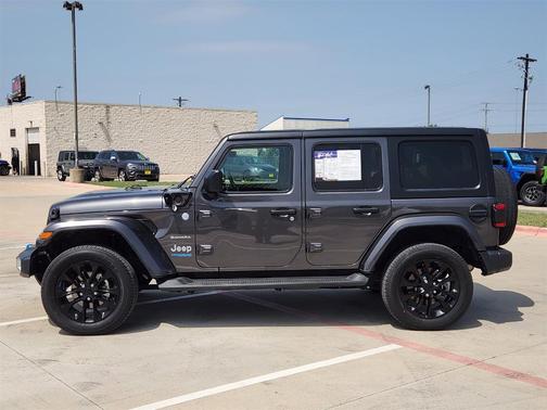 2022 Jeep Wrangler Unlimited 4xe Sahara