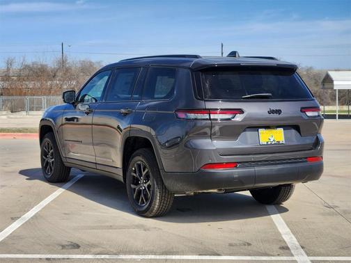 2025 Jeep Grand Cherokee L Laredo
