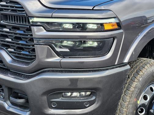 2025 RAM 3500 Limited