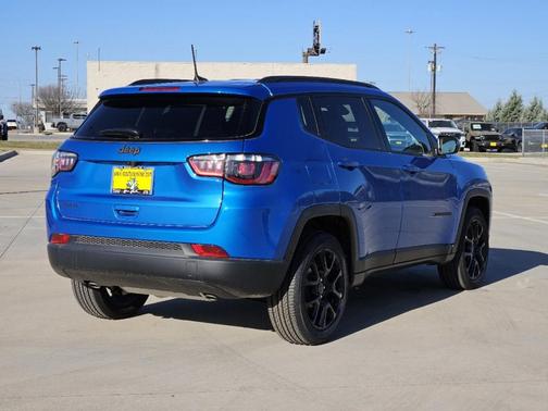 2025 Jeep Compass Latitude