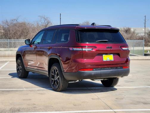2025 Jeep Grand Cherokee L Laredo