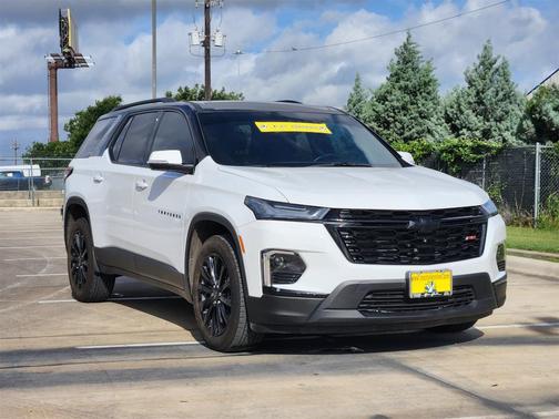 2023 Chevrolet Traverse RS