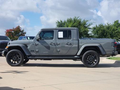 2022 Jeep Gladiator Overland