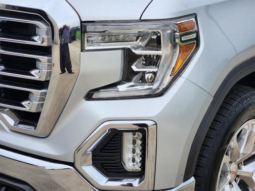 2020 GMC Sierra 1500 SLT