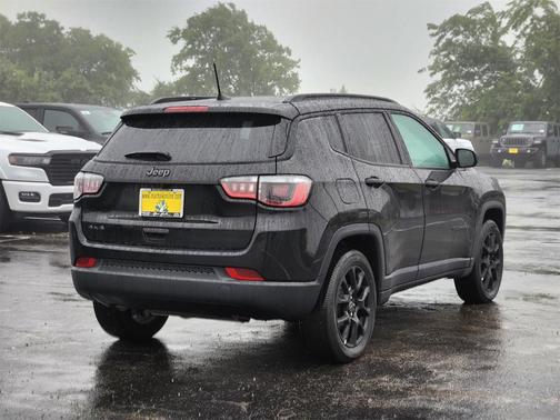 2025 Jeep Compass Latitude