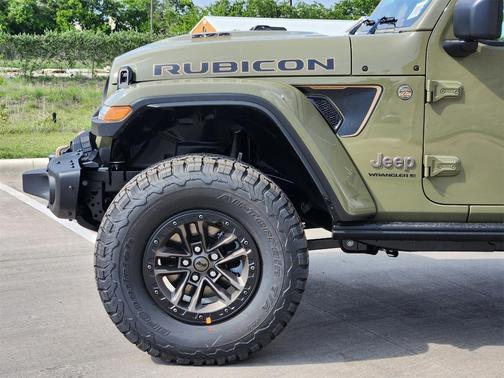 2025 Jeep Wrangler Rubicon 392