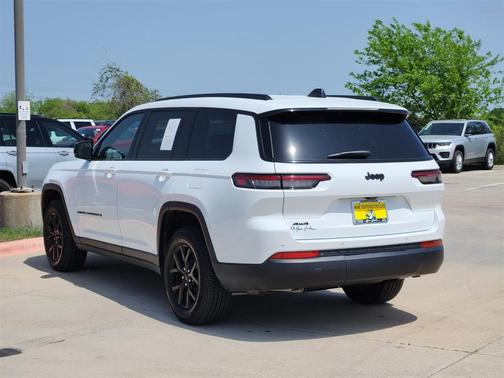 2024 Jeep Grand Cherokee L Laredo