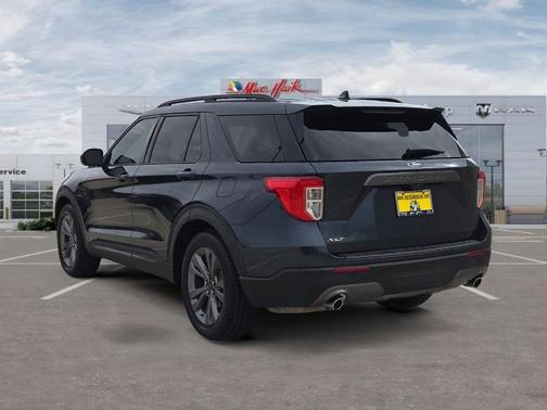 Stone 2022 Ford Explorer XLT