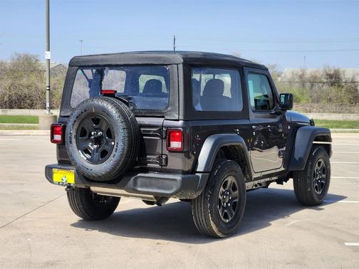 2025 Jeep Wrangler Sport