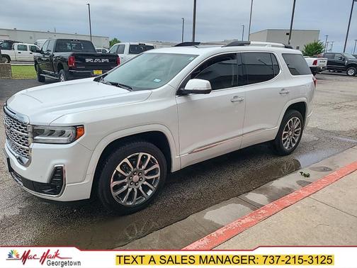 2023 GMC Acadia Denali