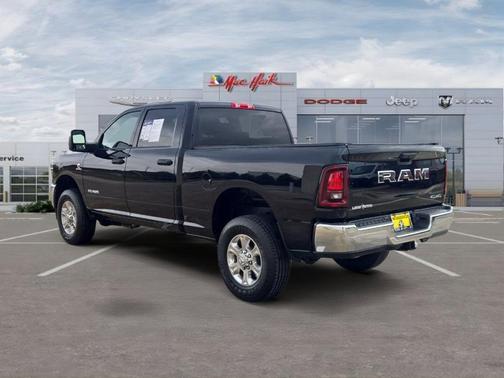 Diamond Black 2025 RAM 2500 Big Horn