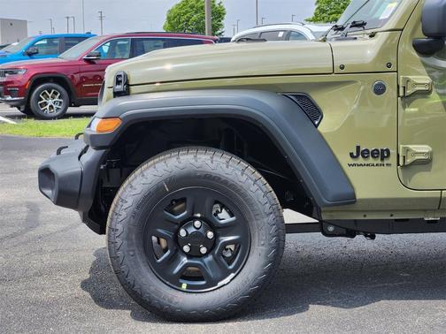 2025 Jeep Wrangler Sport